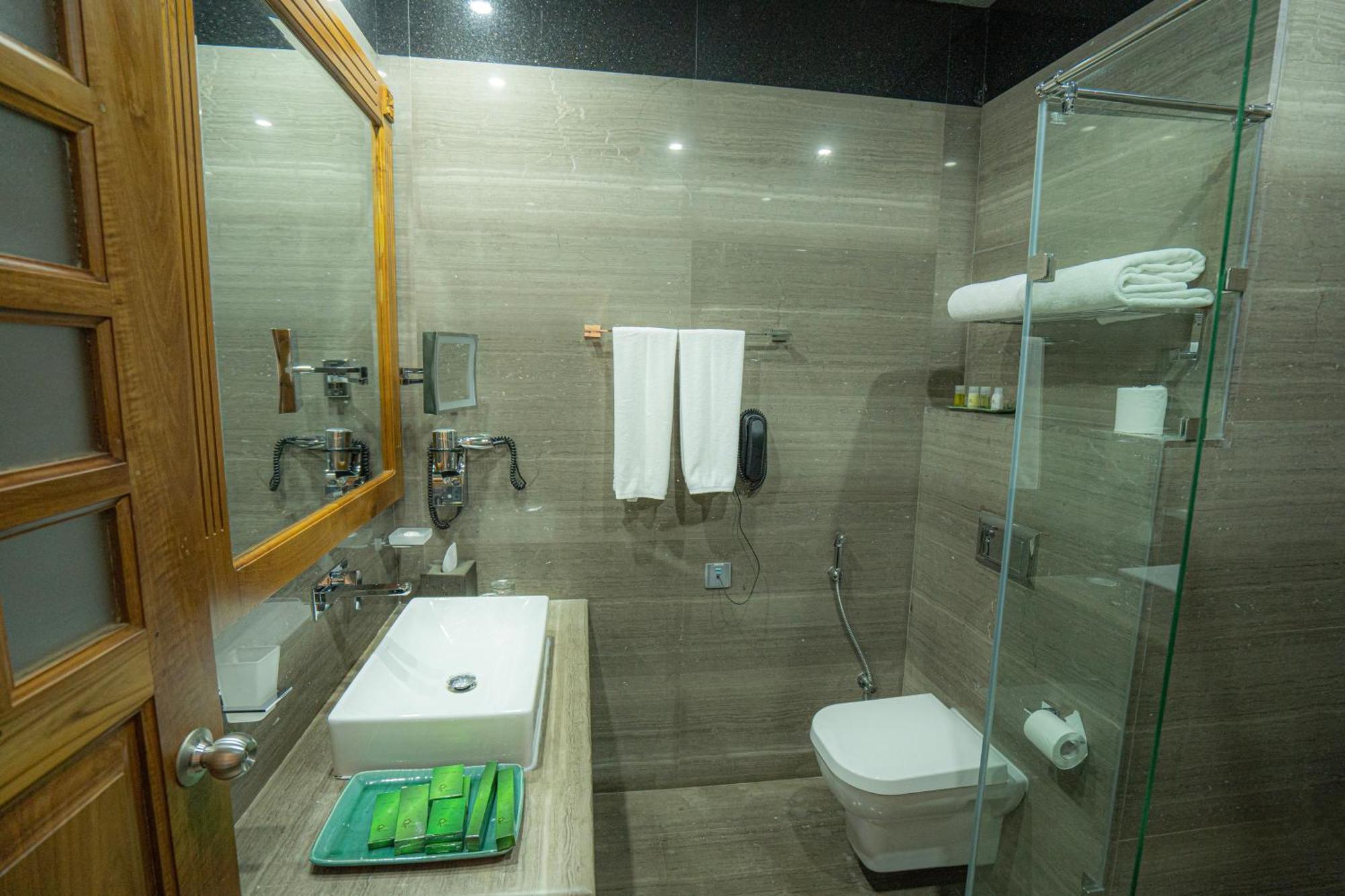 Araliya Green City - Your Gateway To Everything In Nuwara Eliya Exterior photo